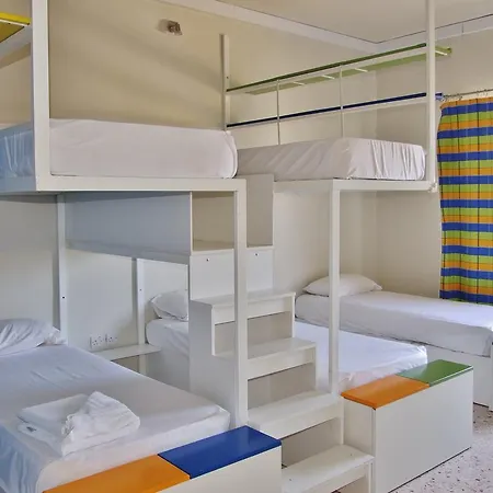 Nsts Campus Residence&hostel *
