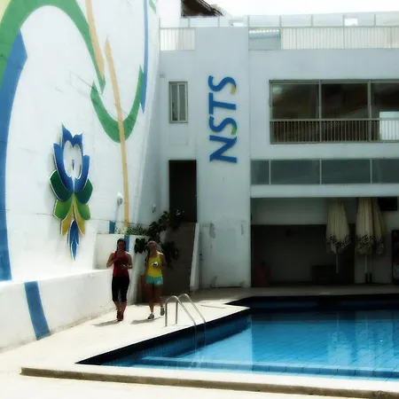 Nsts Campus And אכסניה