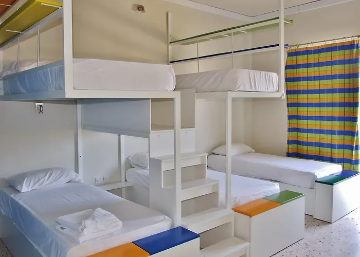 Nsts Campus Residence&hostel *