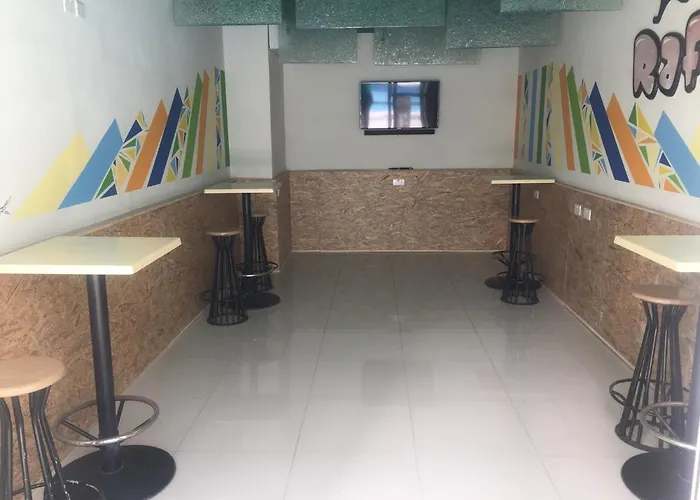 Hostel Nsts Campus Residence&hostel *